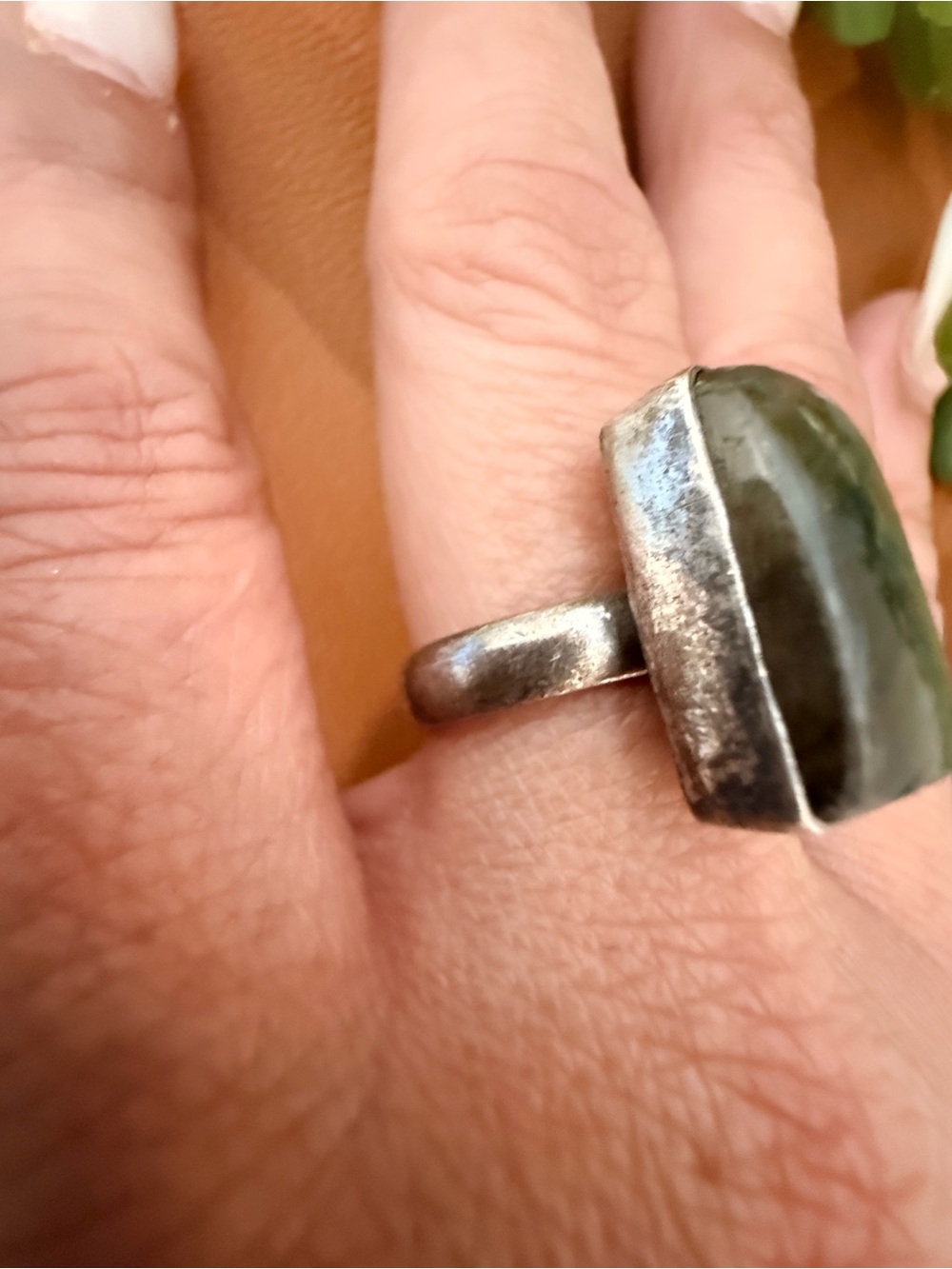 Green Labradorite Sterling Silver Rectangle Ring - Unbranded View 3